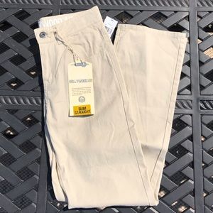 🔥NWT Hollywood Khaki Pants